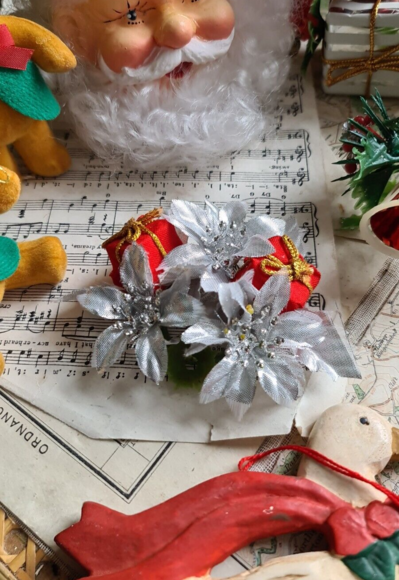 Vintage 10 Christmas Tree Decorations Santa, Plastic Bells,Teddys,Paper Lantern - Picture 15 of 16